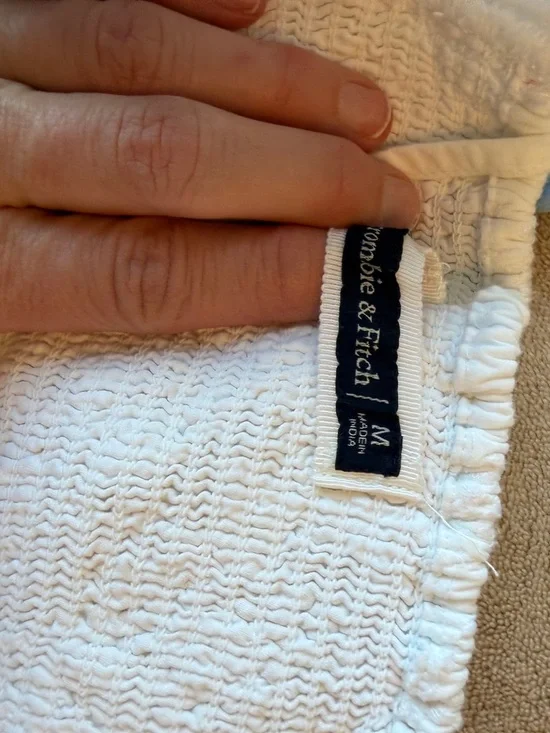 Abercrombie & Fitch White Eyelet Tie-Front Camisole - Picture 5 of 5